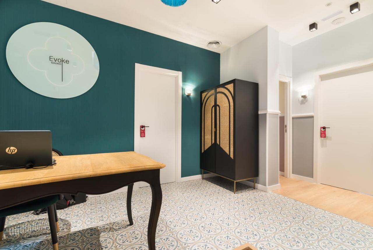 Hostal Evoke Мадрид Екстериор снимка